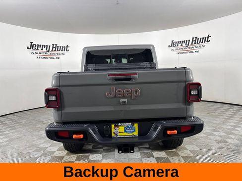 Used 2021 Jeep Gladiator Mojave AWD/4WD image 7