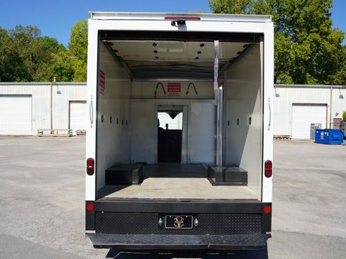Used 2022 Ford Transit 350 DRW RWD image 36
