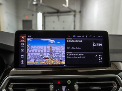 Certified 2024 BMW X3 xDrive30i w/ Premium Package AWD/4WD image 15