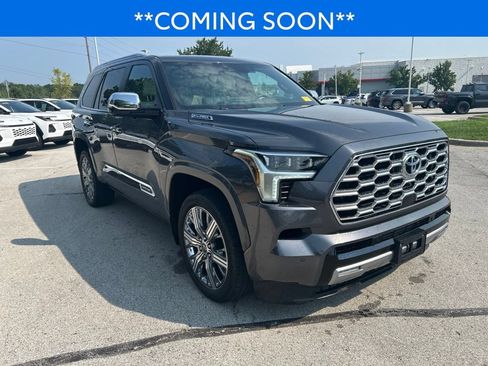 Used 2024 Toyota Sequoia Capstone AWD/4WD image 3