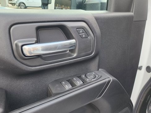 New 2026 GMC Sierra 3500 Pro w/ Convenience Package image 16