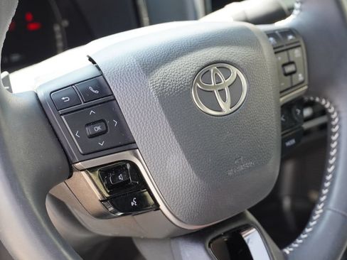 Used 2026 Toyota Camry SE w/ Convenience Package FWD image 27
