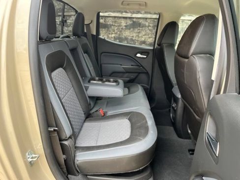 Used 2022 Chevrolet Colorado Z71 RWD image 19