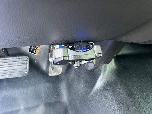 Used 2018 Chevrolet Silverado 1500 W/T w/ Trailering Package image 22