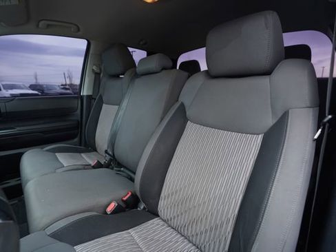Used 2014 Toyota Tundra SR image 33
