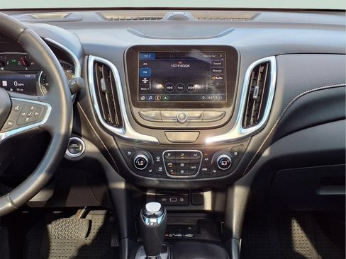Used 2020 Chevrolet Equinox Premier FWD image 15