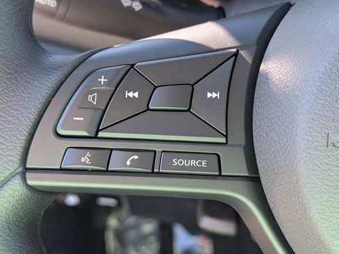 New 2025 Nissan Kicks Play S FWD image 18