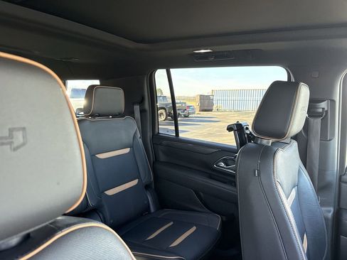 Certified 2023 GMC Yukon XL AT4 image 10