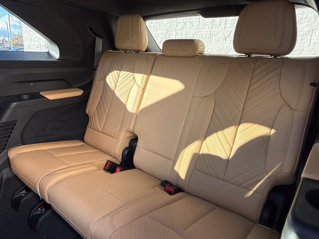 Used 2025 Cadillac Escalade IQ Sport 2 w/ LPO, ONYX Package AWD/4WD image 11