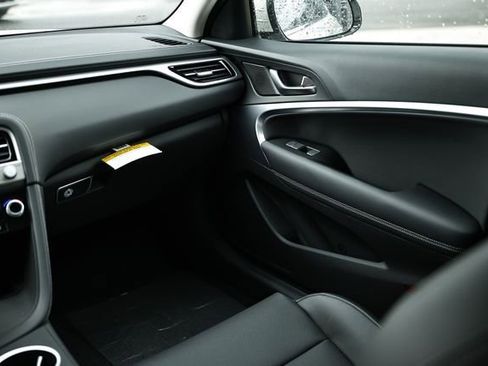 New 2026 Genesis G70 2.5T image 25