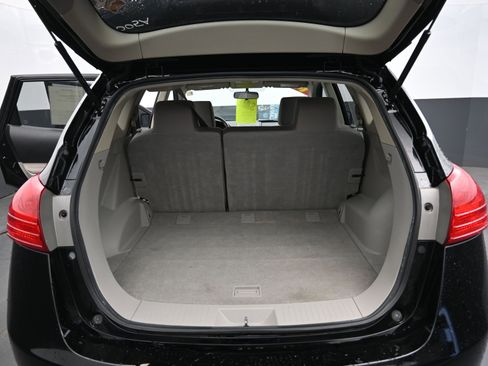 Used 2014 Nissan Rogue S w/ Convenience Package image 19