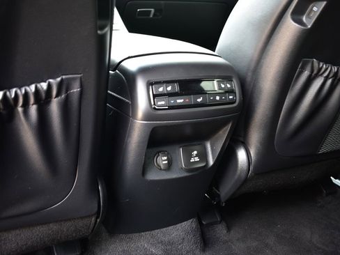 Used 2025 Hyundai Palisade Calligraphy AWD/4WD image 25