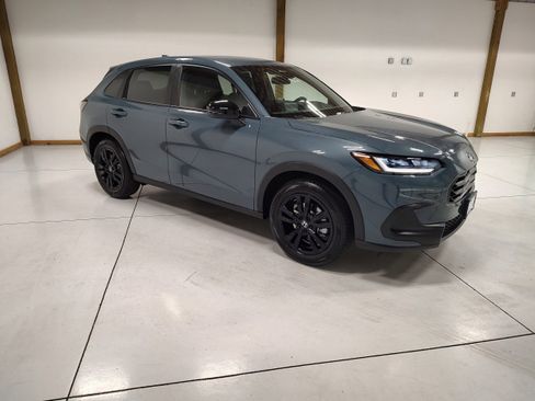 New 2026 Honda HR-V Sport image 2