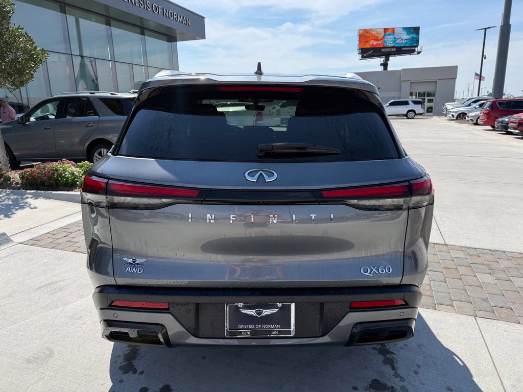 Used 2024 INFINITI QX60 Luxe AWD/4WD image 23