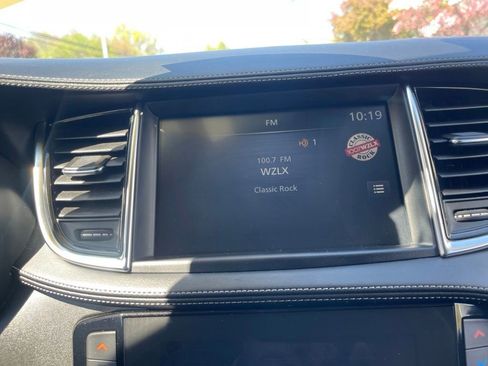 Used 2023 INFINITI QX50 Luxe AWD/4WD image 10