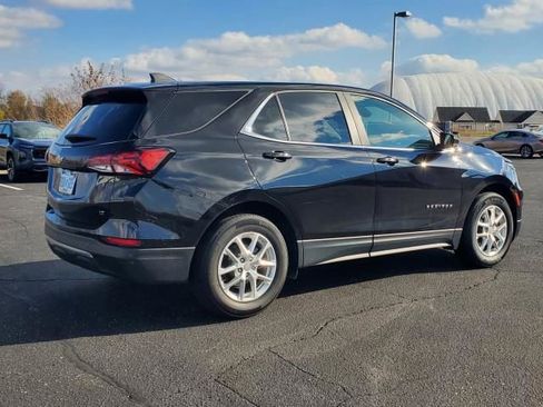 Used 2022 Chevrolet Equinox LT image 4