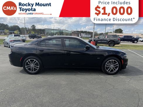 Used 2018 Dodge Charger GT image 8