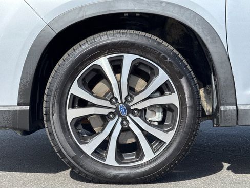Used 2020 Subaru Forester Limited w/ Popular Package #3 AWD/4WD image 24