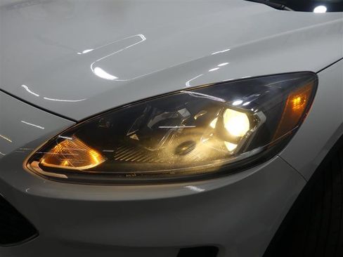 Used 2022 Ford Escape SE w/ Cold Weather Package AWD/4WD image 15