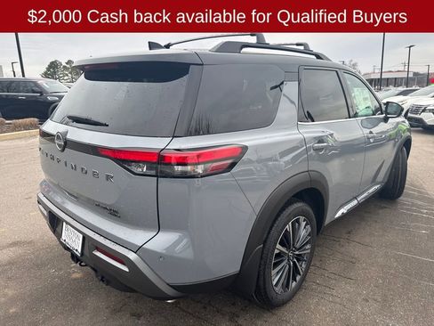 New 2026 Nissan Pathfinder Platinum image 8