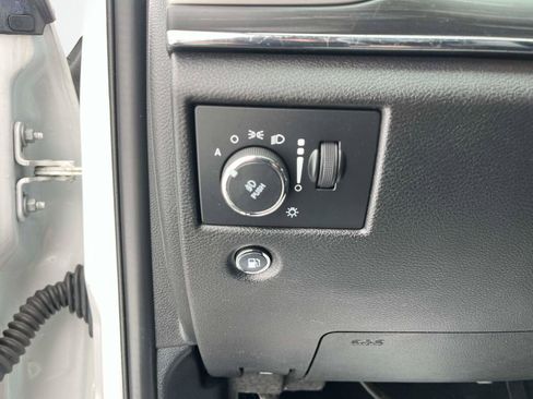 Used 2020 Jeep Grand Cherokee Limited w/ Luxury Group II image 30