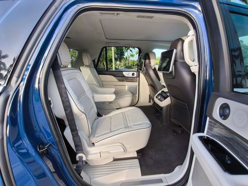 Used 2020 Lincoln Navigator L Black Label AWD/4WD image 37