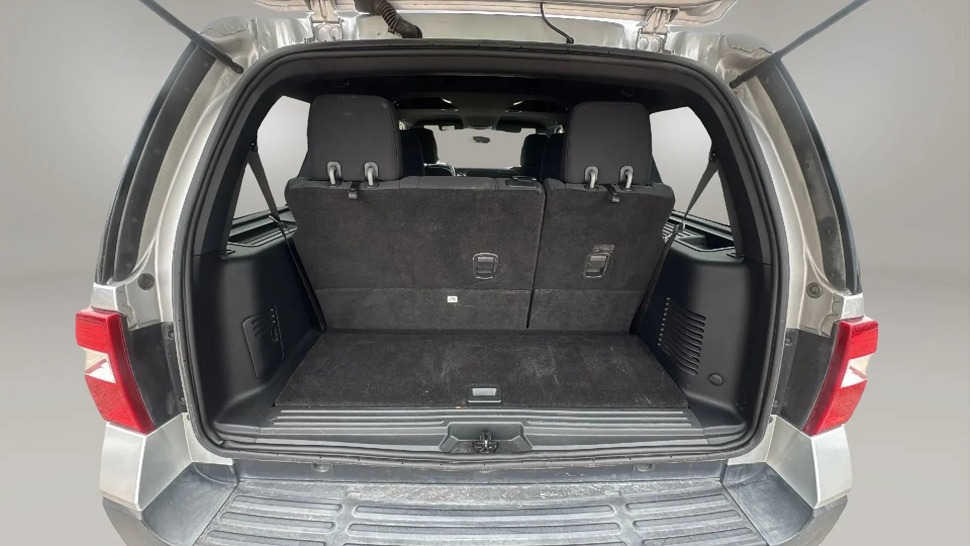 Used 2017 Ford Expedition XL AWD/4WD image 25