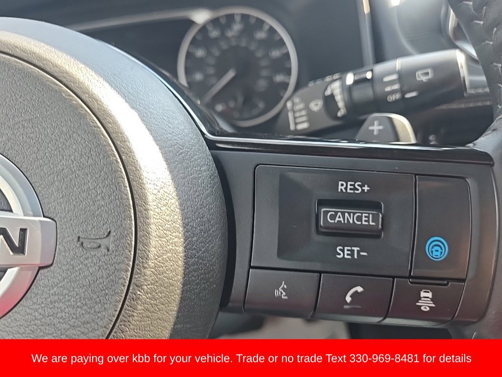 Used 2021 Nissan Rogue SV AWD/4WD image 16