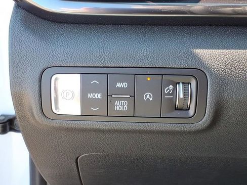 New 2026 GMC Terrain AT4 w/ LPO, Floor Liner Package AWD/4WD image 16