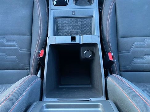 Used 2022 Nissan Frontier PRO-4X image 37