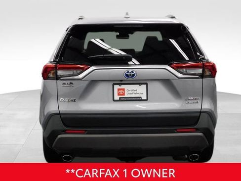 Used 2019 Toyota RAV4 Limited image 8