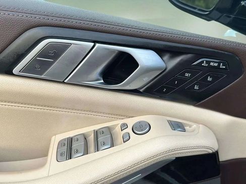 Used 2019 BMW X7 xDrive40i w/ Premium Package image 17