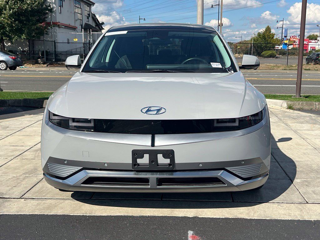 Used 2024 Hyundai Ioniq 5 Limited AWD/4WD image 4