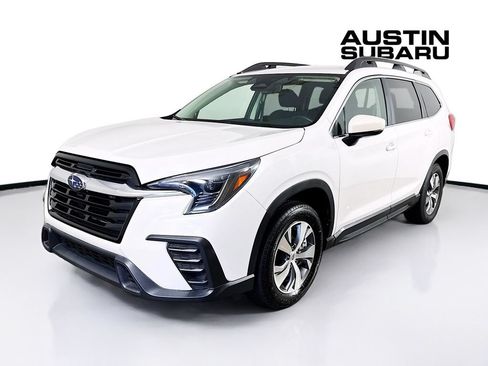 Used 2024 Subaru Ascent Premium w/ Convenience Package AWD/4WD image 3