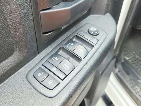 Used 2021 RAM 3500 Tradesman w/ Chrome Appearance Group AWD/4WD image 23