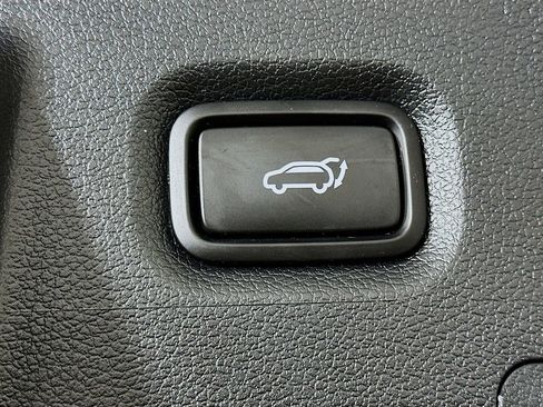 Used 2022 Hyundai Santa Fe Calligraphy AWD/4WD image 13