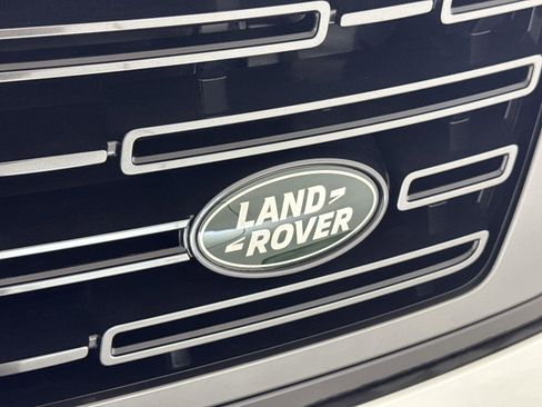 New 2025 Land Rover Range Rover SE image 31