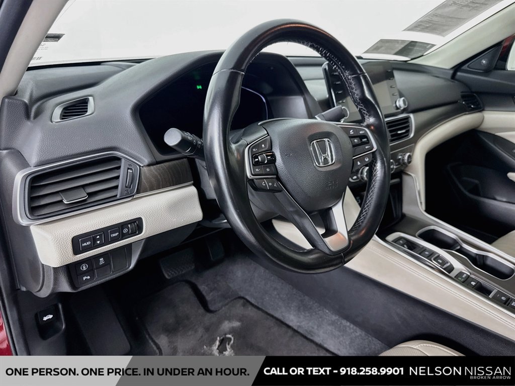 Used 2021 Honda Accord Touring image 9