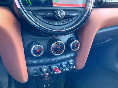 Used 2019 MINI Cooper S FWD image 30