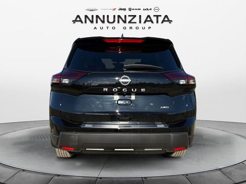 New 2026 Nissan Rogue SV w/ Cold Weather Package image 4