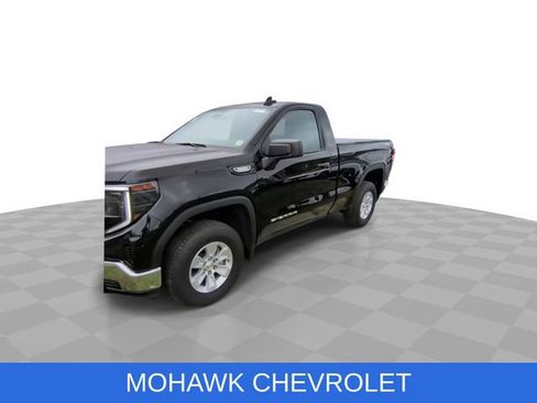Used 2025 GMC Sierra 1500 Pro w/ Pro Value Package AWD/4WD image 4