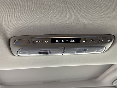 New 2025 Kia Telluride S image 28