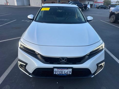 Used 2024 Honda Civic EX-L image 2