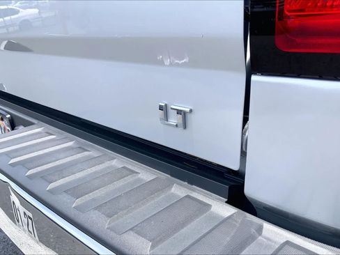 Used 2017 Chevrolet Silverado 1500 LT RWD image 7