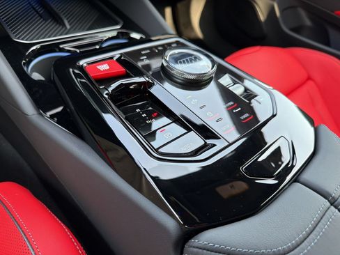 New 2027 BMW M5 Touring AWD/4WD image 17