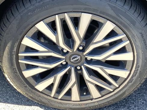 Used 2024 Nissan Altima 2.5 SV FWD image 26