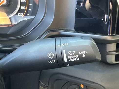 Used 2024 Jeep Gladiator Rubicon w/ Convenience Group image 29