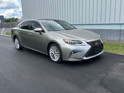 Used 2018 Lexus ES 350 image 3