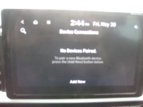 Used 2022 Hyundai Venue Limited image 21