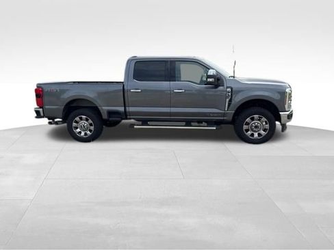 Used 2025 Ford F250 Lariat w/ Chrome Package AWD/4WD image 5
